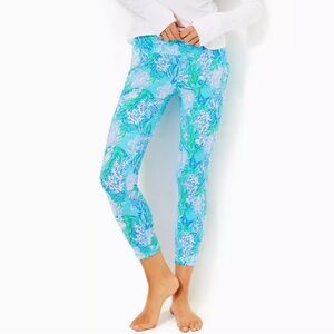 Lilly Pulitzer UPF 50+ Luxletic 24" Weekender High Rise Midi Legging